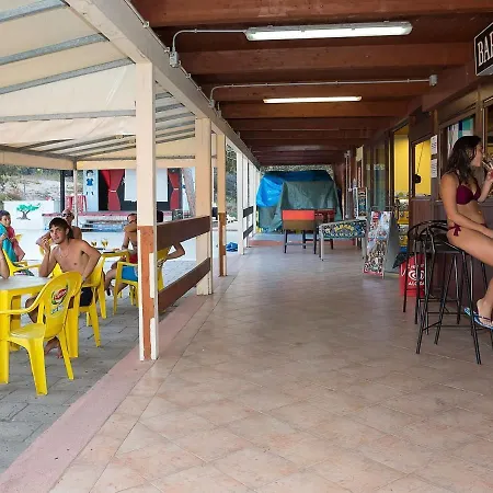 Appealing Mobile Home In Sorso With Garden בית נופש *