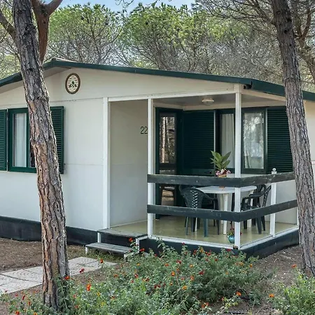 Appealing Mobile Home In Sorso With Garden Holiday home